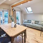 Holiday home Host & - Sleepers @ No.8 Pickering