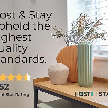 Host & - Sleepers @ No.8 Pickering